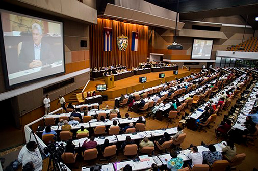 La Asamblea Nacional del Poder Pupular reunida en plenario. / Foto: Irene Pérez / Cubadebate.