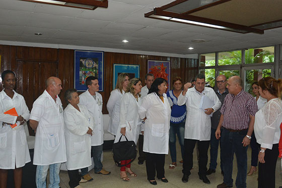 Hospital Abel Santamaría lugar de visita donde estuvo el vicepresidente doctor Roberto Morales Ojeda.